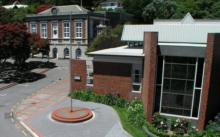 Wellington College (2)